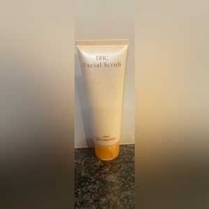 DHC Facial Scrub